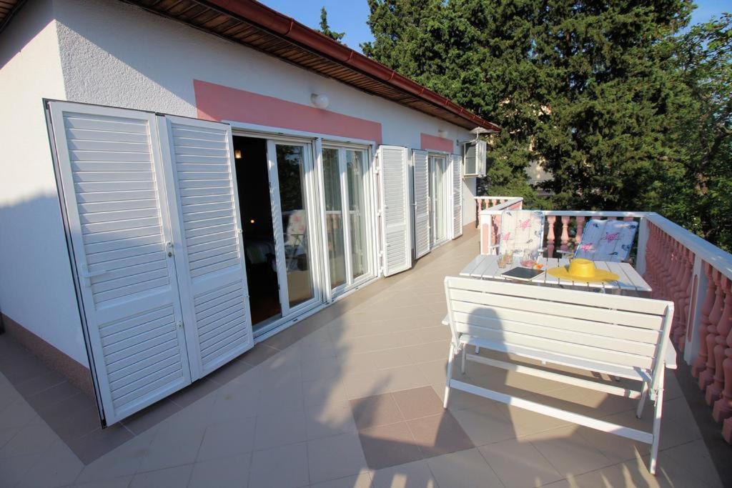 Vila House Barbara Novi Vinodolski Exteriér fotografie